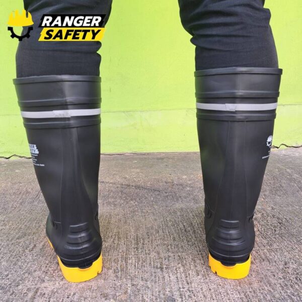 messageImage_1698985526444_0 Super Boots รองเท้าบู๊ทหัวเหล็ก (สีดำ / สีขาว) หัวเหล็ก อย่างดี