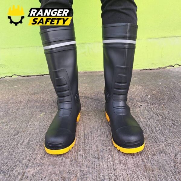messageImage_1698985534209_0 Super Boots รองเท้าบู๊ทหัวเหล็ก (สีดำ / สีขาว) หัวเหล็ก อย่างดี