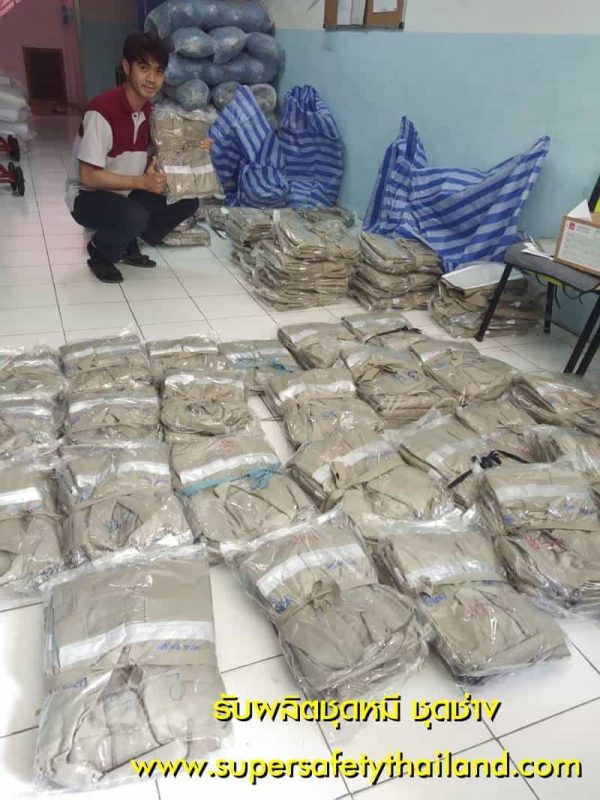 รับผลิตชุดหมี ชุดช่าง (2) รับผลิตชุดหมี ชุดช่าง ชุดทหาร มาตรฐานสูง