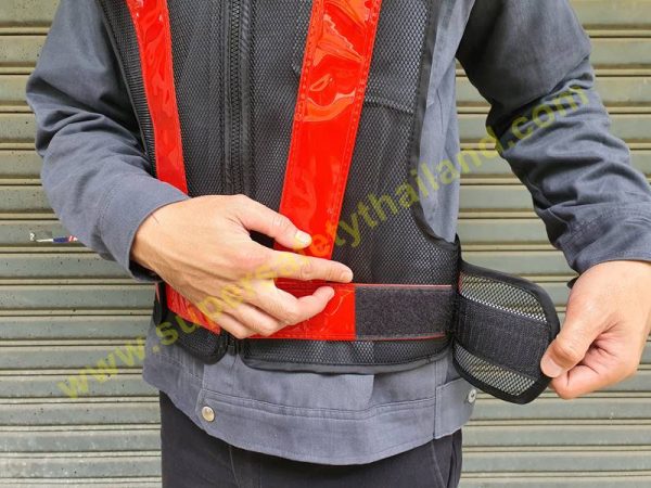 เสื้อสะท้อนแสง (6) เสื้อสะท้อนแสง เสื้อกั๊กสะท้อนแสง เสื้อจราจร รับผลิตตามแบบ