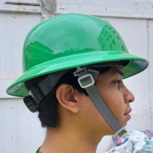 + หมวกเซฟตี้นิรภัยปีกรอบเขียวเข้ม สำหรับวิศวกรรม ช่างไฟฟ้า งานหนัก กันไฟฟ้าได้ 20,000V มาตรฐาน ANSI (USA)