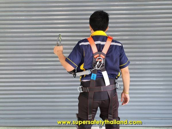 ชุดทำงานบนที่สูง (2) ชุดกันตกจากที่สูง D-Ring 4 จุด ทรง Sport พร้อมเชือกเซฟตี้ AUTO