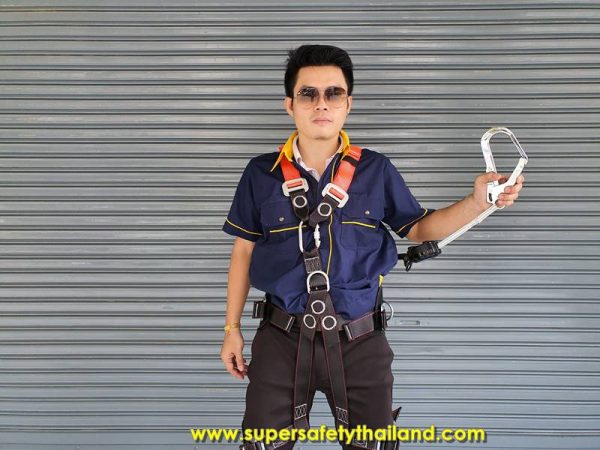 ชุดทำงานบนที่สูง (3) ชุดกันตกจากที่สูง D-Ring 4 จุด ทรง Sport พร้อมเชือกเซฟตี้ AUTO