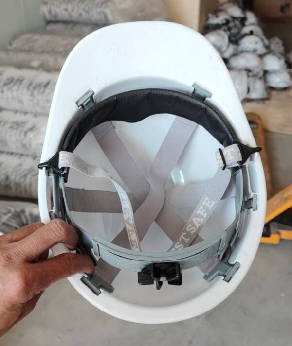 232089_0 หมวกเซฟตี้ปรับหมุน มาตรฐาน CE V-Guard (สีขาว) มอก Class E