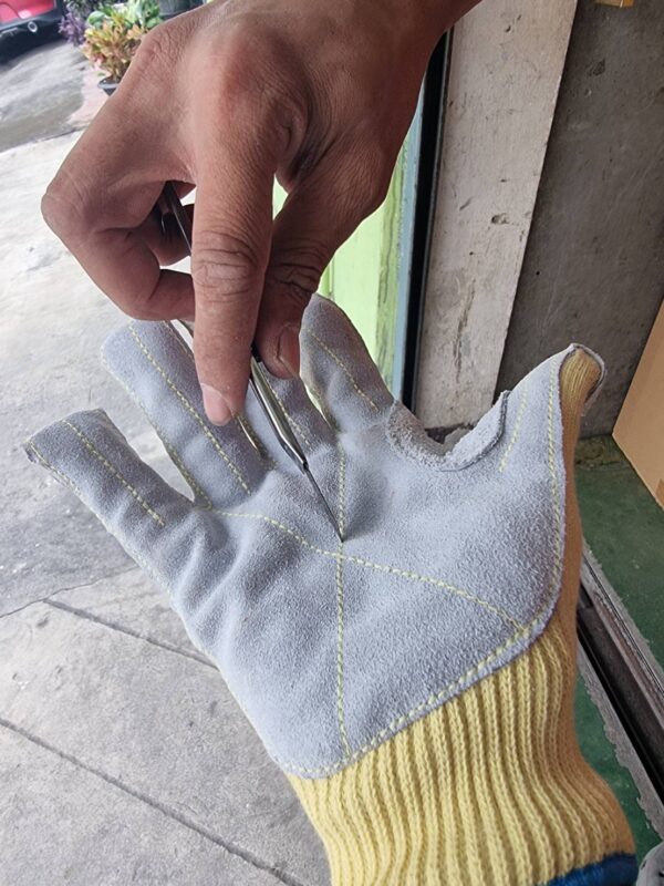 664240_0 ถุงมือกันบาด กันความร้อน ราคาคุ้มค่า กันบาดได้และความร้อน