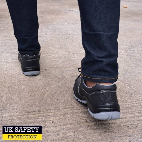 63376 +รองเท้ากันไฟฟ้า 18,000 V, กันกรดแก่ ด่างแก่, กันความร้อน 300C