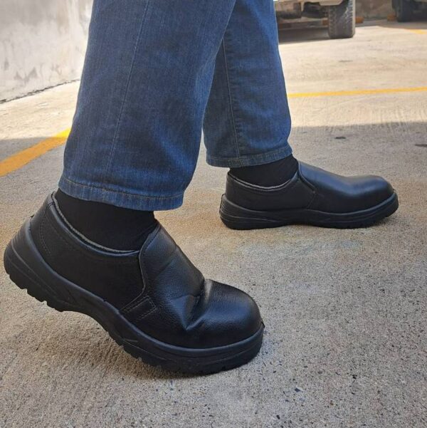 186900_0 TEAM SAFETY SALES รองเท้า Safety ไม่ผูกเชือก