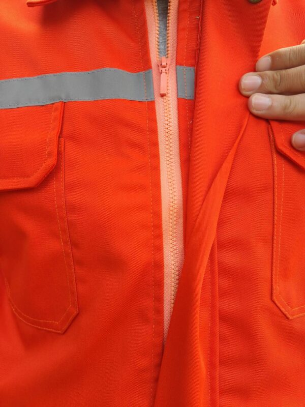 554215_0 + เสื้อช็อปสีส้ม