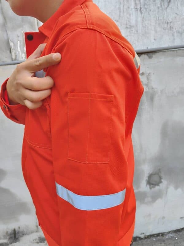 554217_0 + เสื้อช็อปสีส้ม